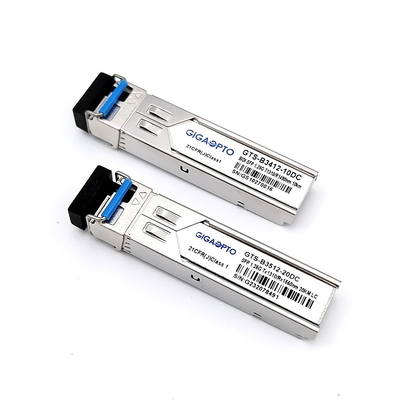Le réseau de télécommunications est composé de deux canaux de fibre Ethernet: